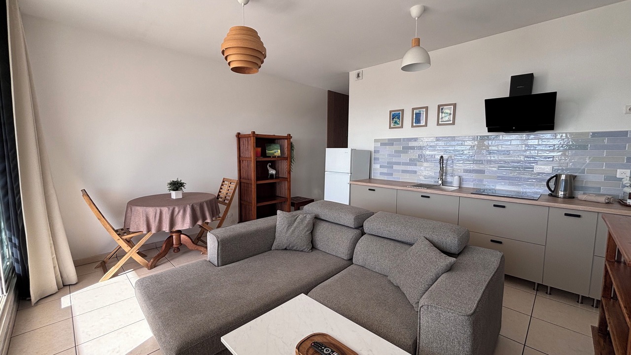 Photo of Livingroom in Faaa