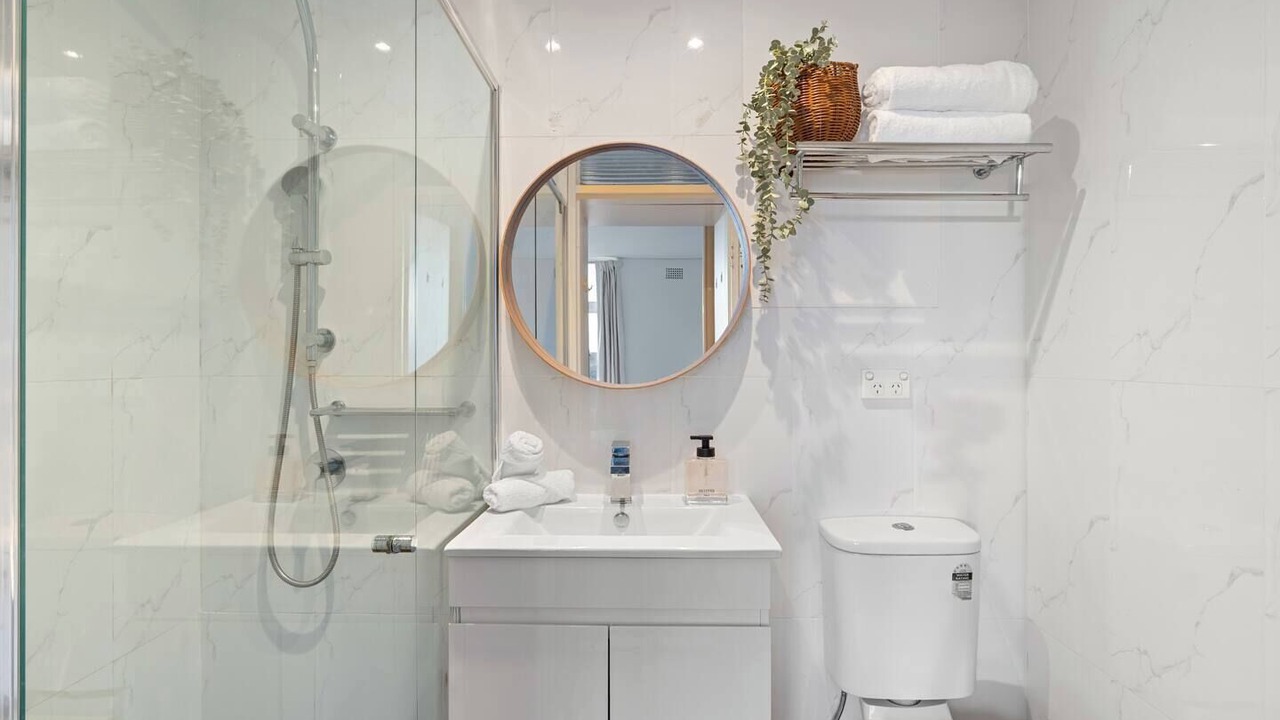 Photo of Bathroom in McMahons Point