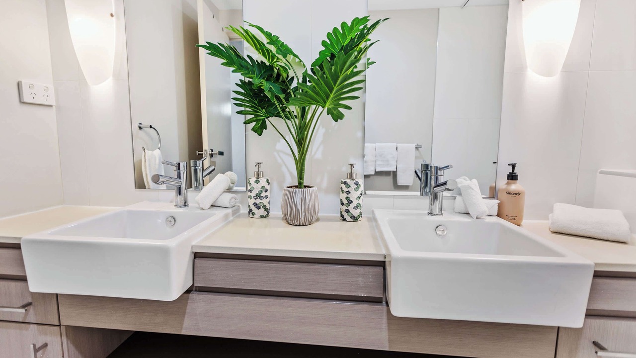 Photo of Bathroom in Westcourt