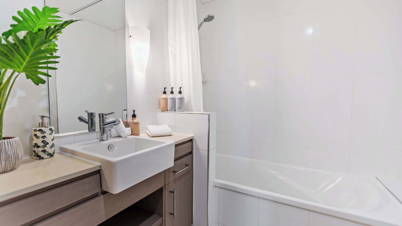 Photo of Bathroom in Westcourt