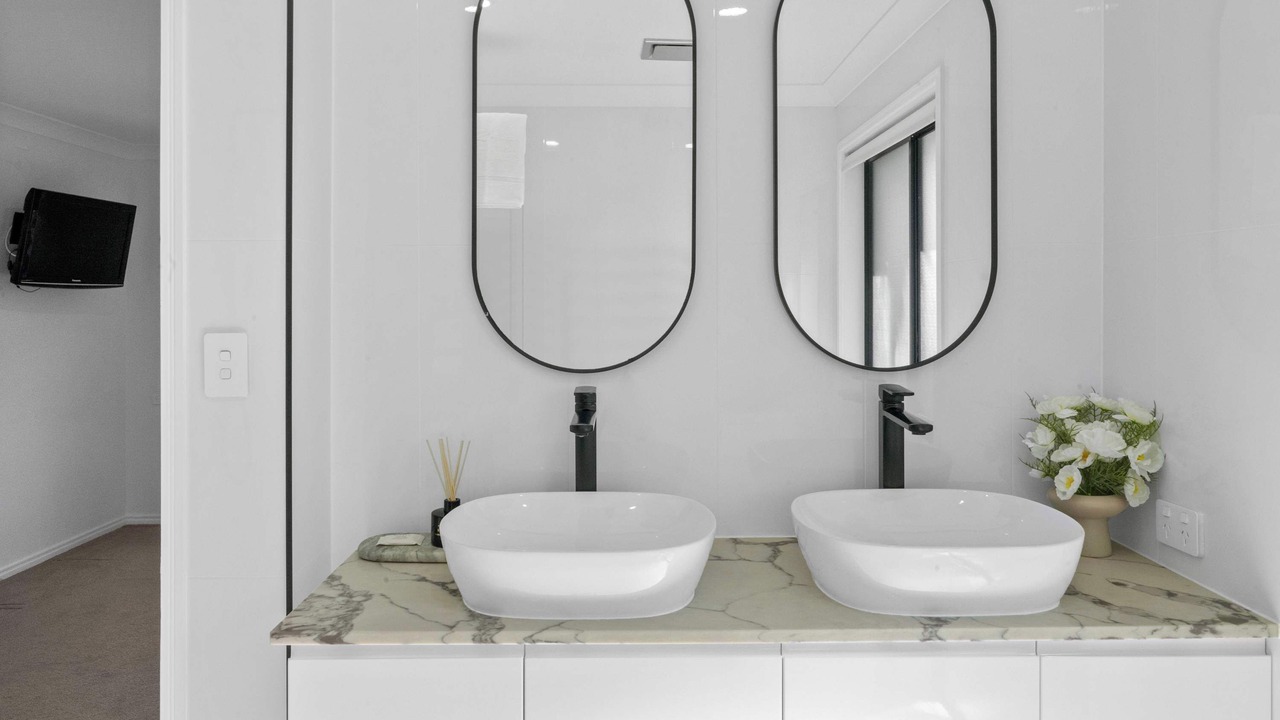 Photo of Bathroom in Pacific Pines
