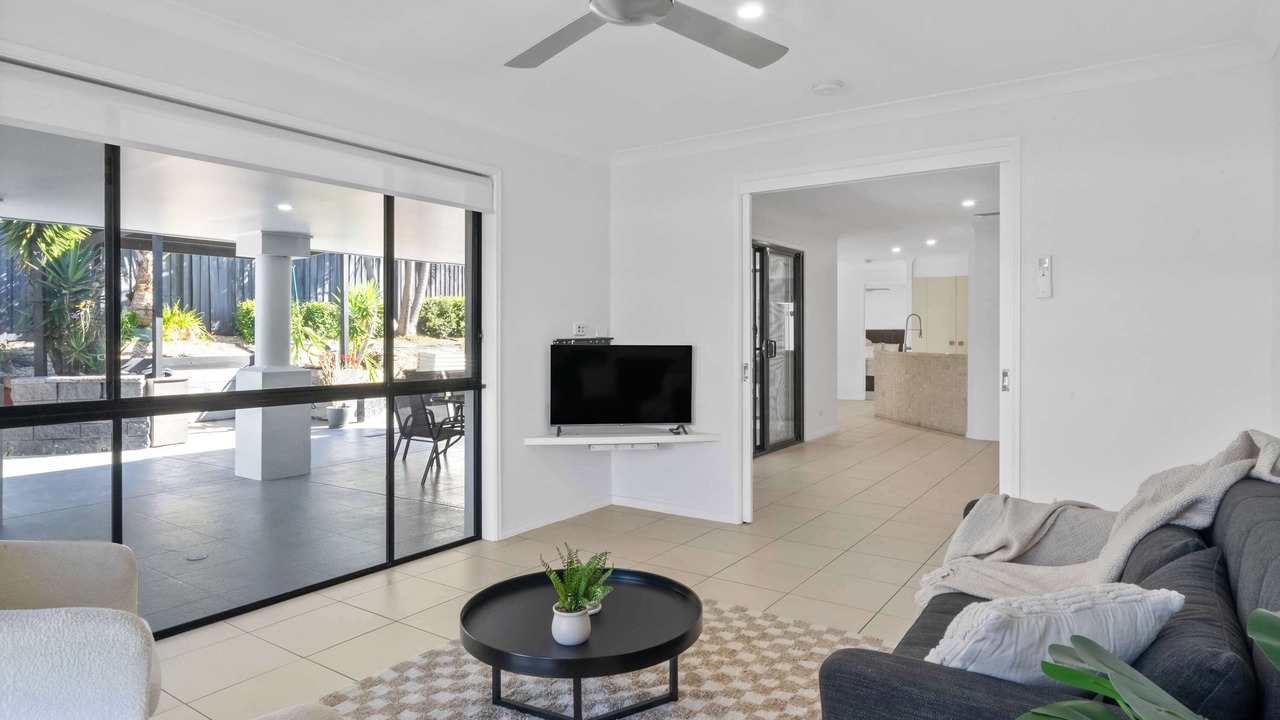 Photo of Livingroom in Pacific Pines