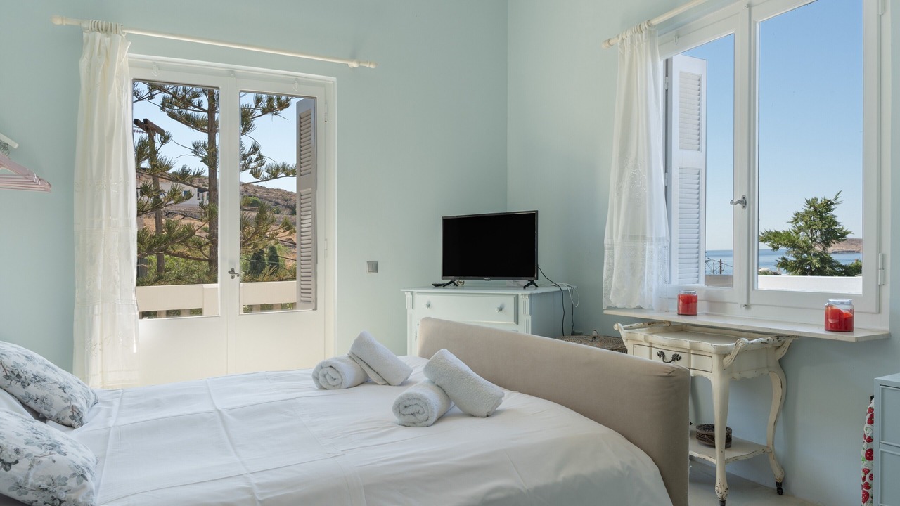 Photo of Bedroom in Psathi