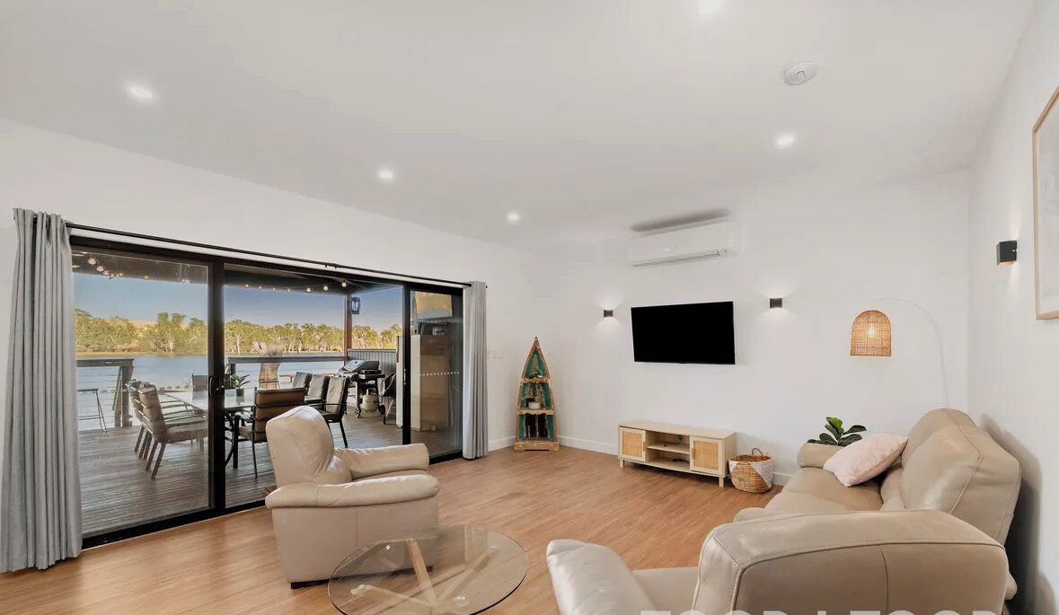 Photo of Livingroom in Paisley