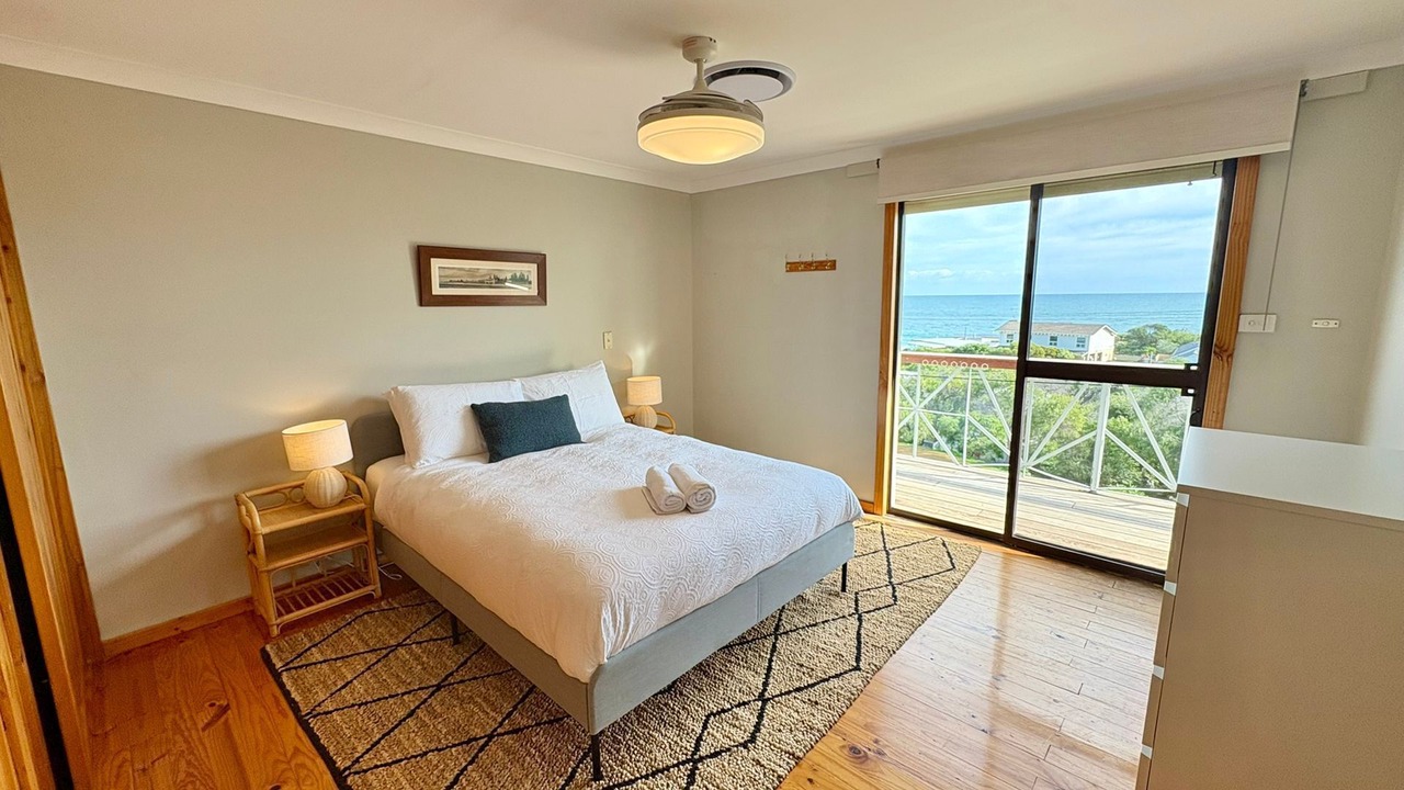 Photo of Bedroom in Peppermint Grove Beach