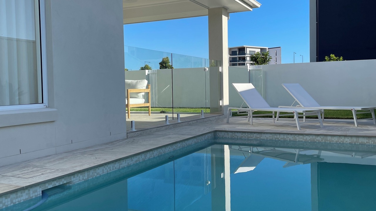 Photo of Outdoor in Pelican Waters