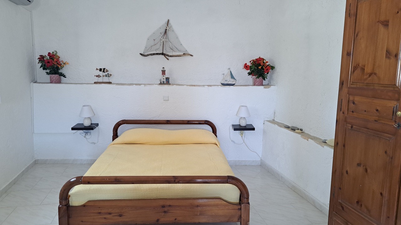 Photo of Bedroom in Alinda