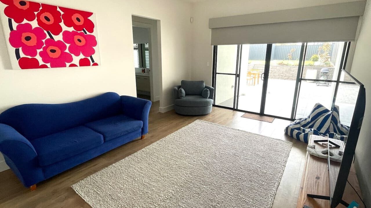 Photo of Livingroom in Hayborough
