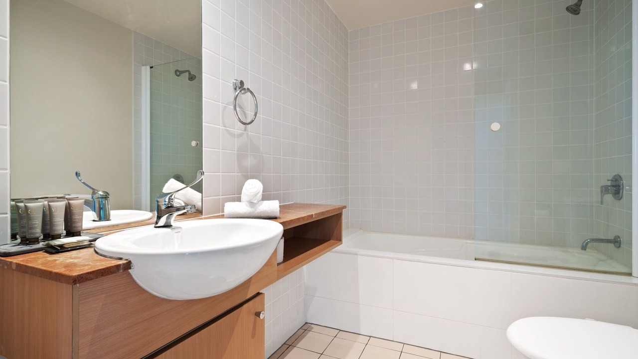 Photo of Bathroom in Wentworth Point