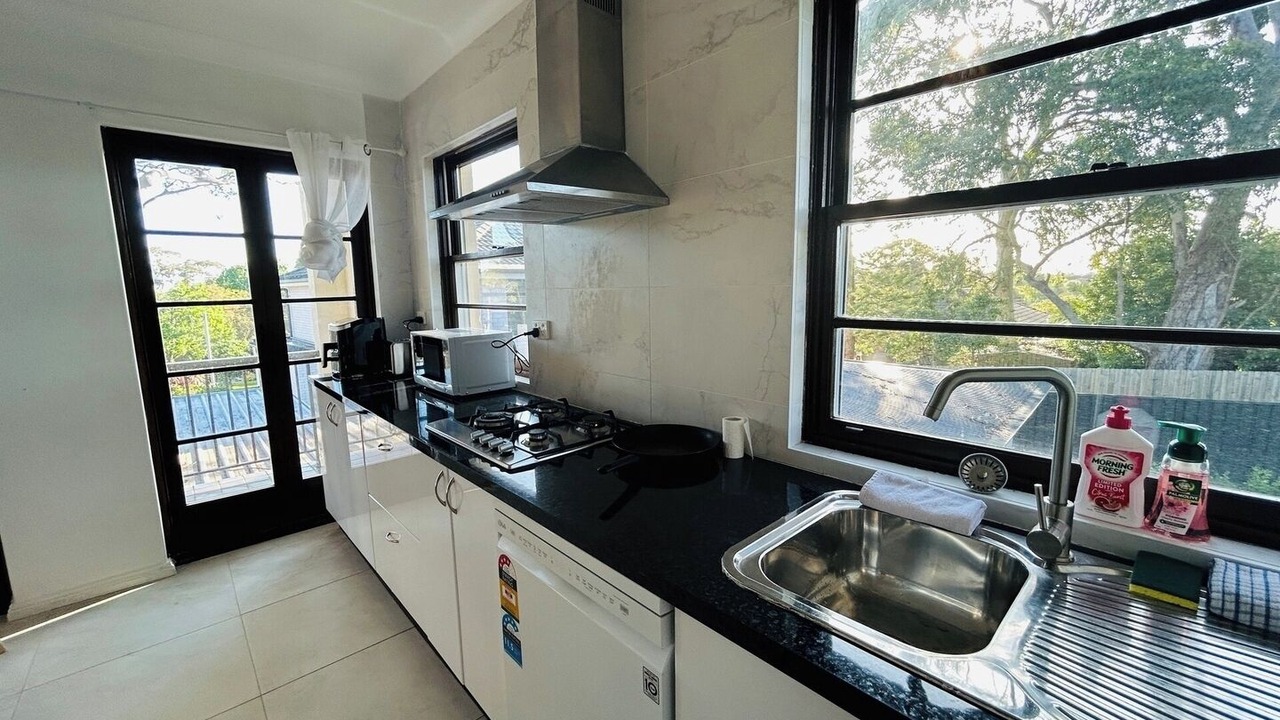 Photo of Kitchen in Thornleigh