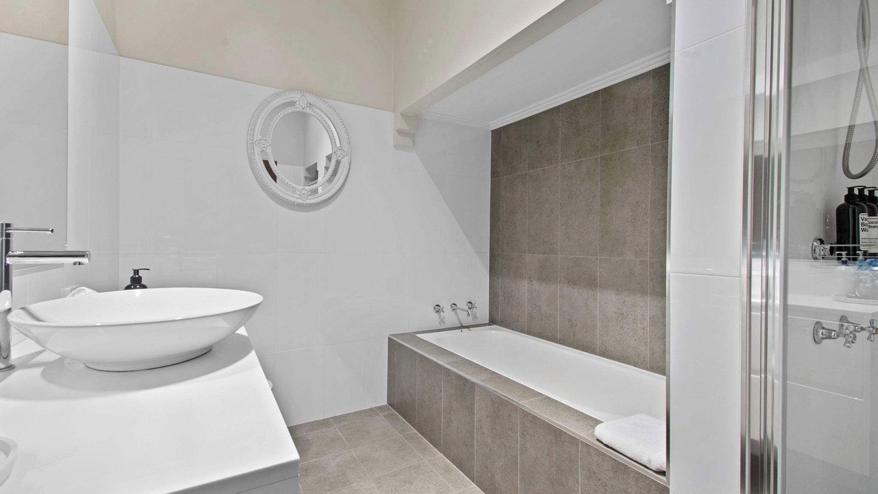 Photo of Bathroom in Turvey Park