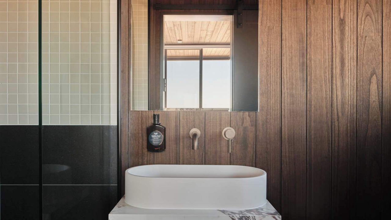 Photo of Bathroom in Toolleen