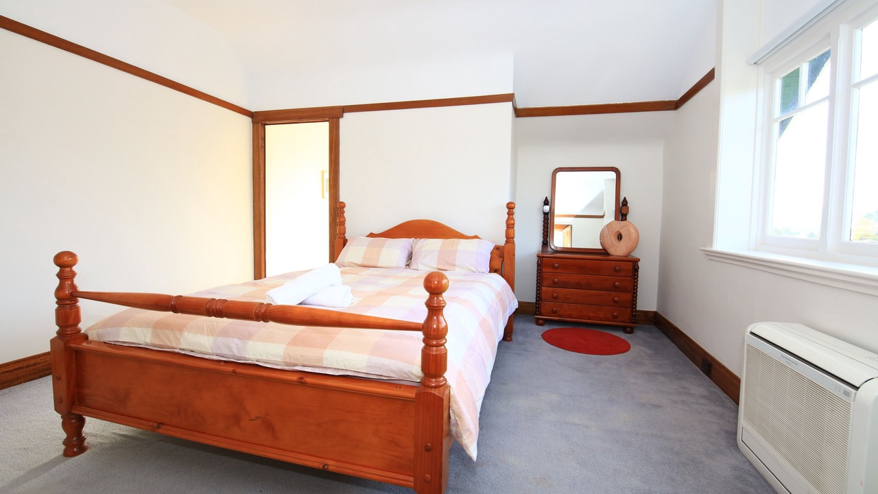 Photo of Bedroom in New Town