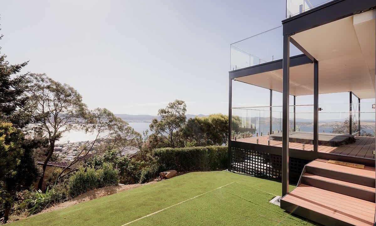 Photo of Outdoor in Sandy Bay