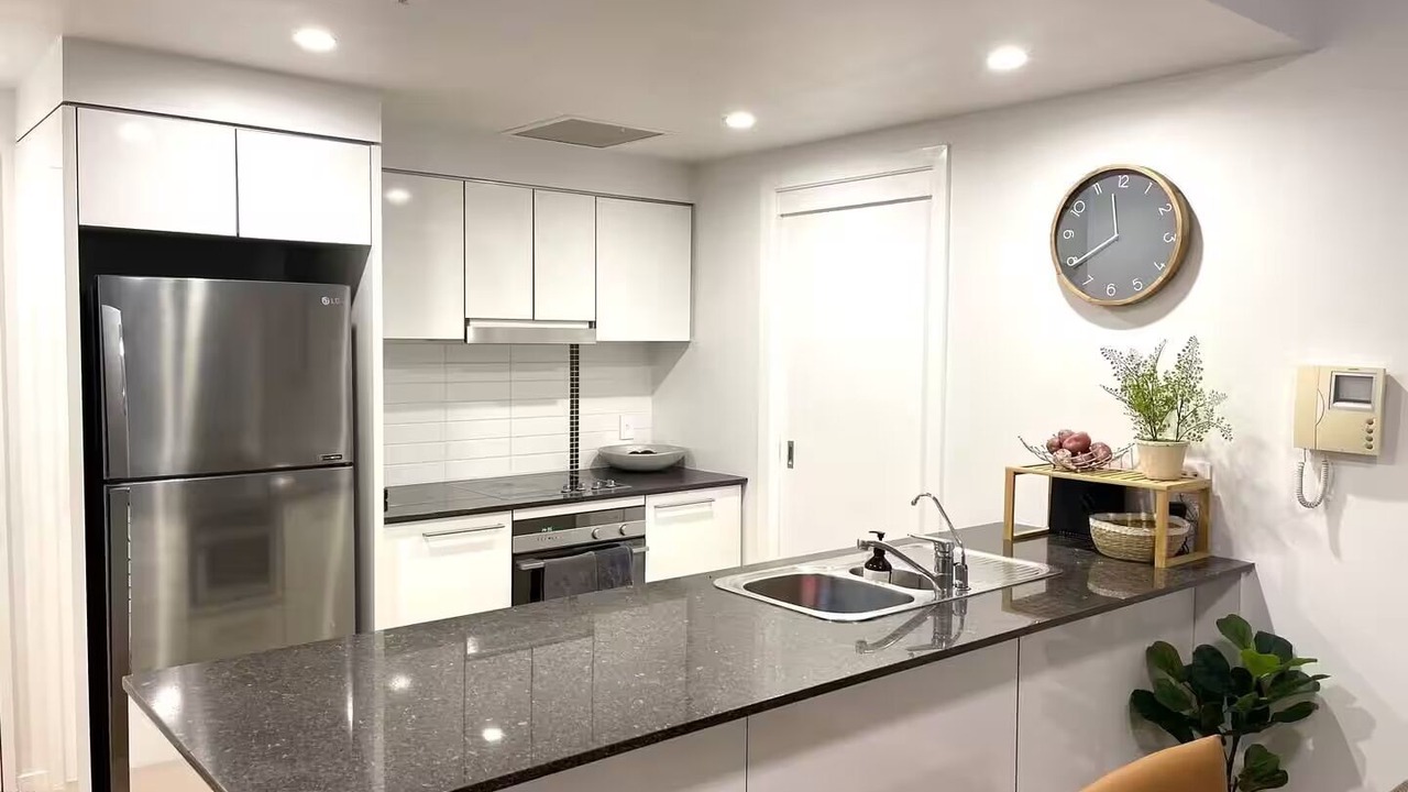 Photo of Kitchen in Broadbeach Waters