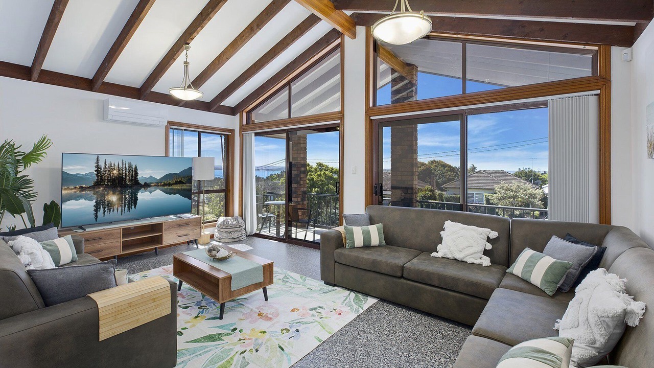 Photo of Livingroom in The Entrance