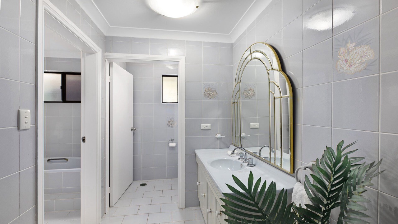 Photo of Bathroom in The Entrance