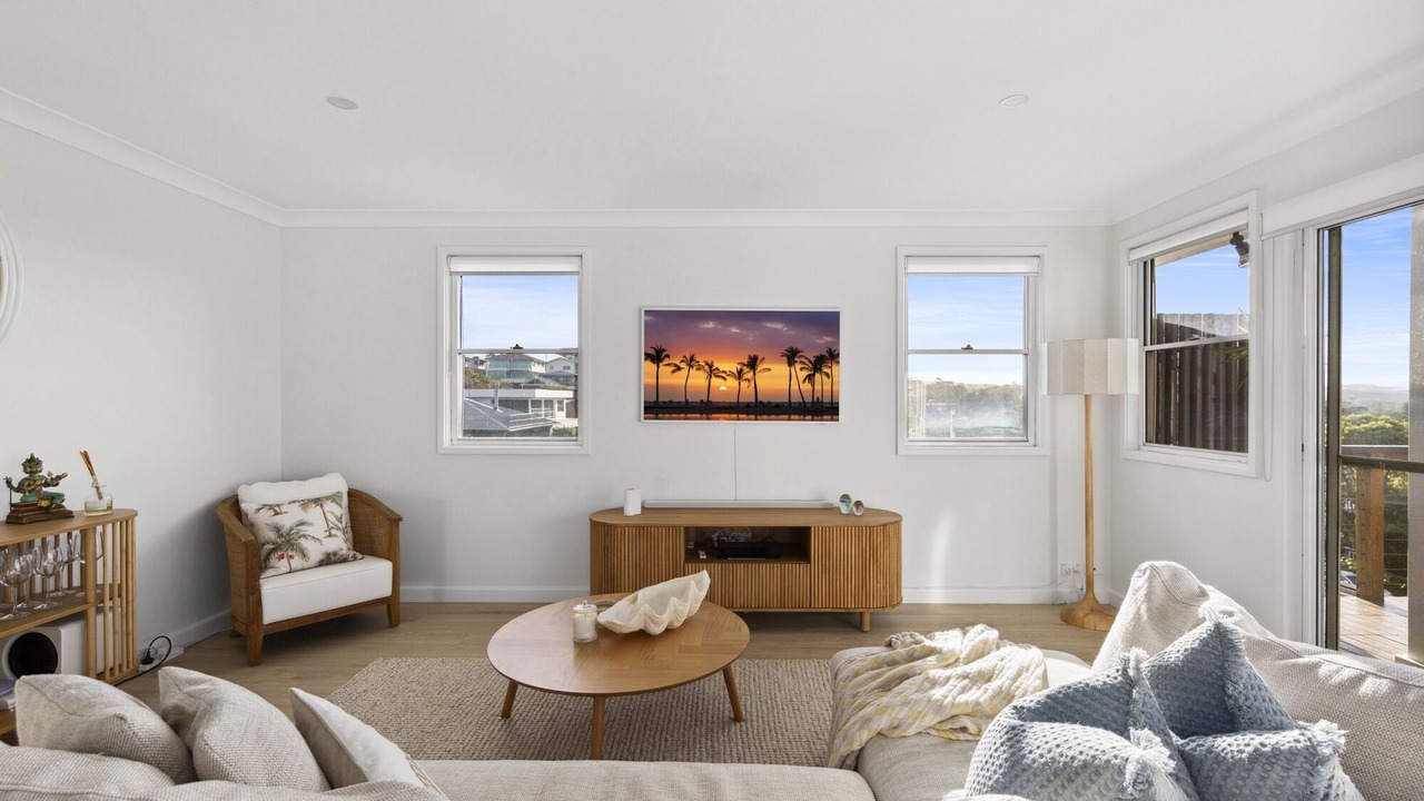 Photo of Livingroom in Dee Why