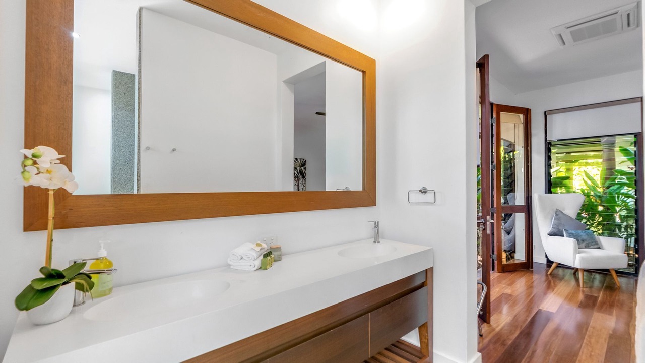 Photo of Bathroom in Palm Cove