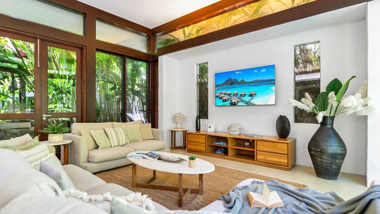Photo of Livingroom in Palm Cove