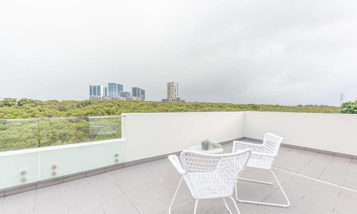 Photo of Patio Balcony in Melrose Park