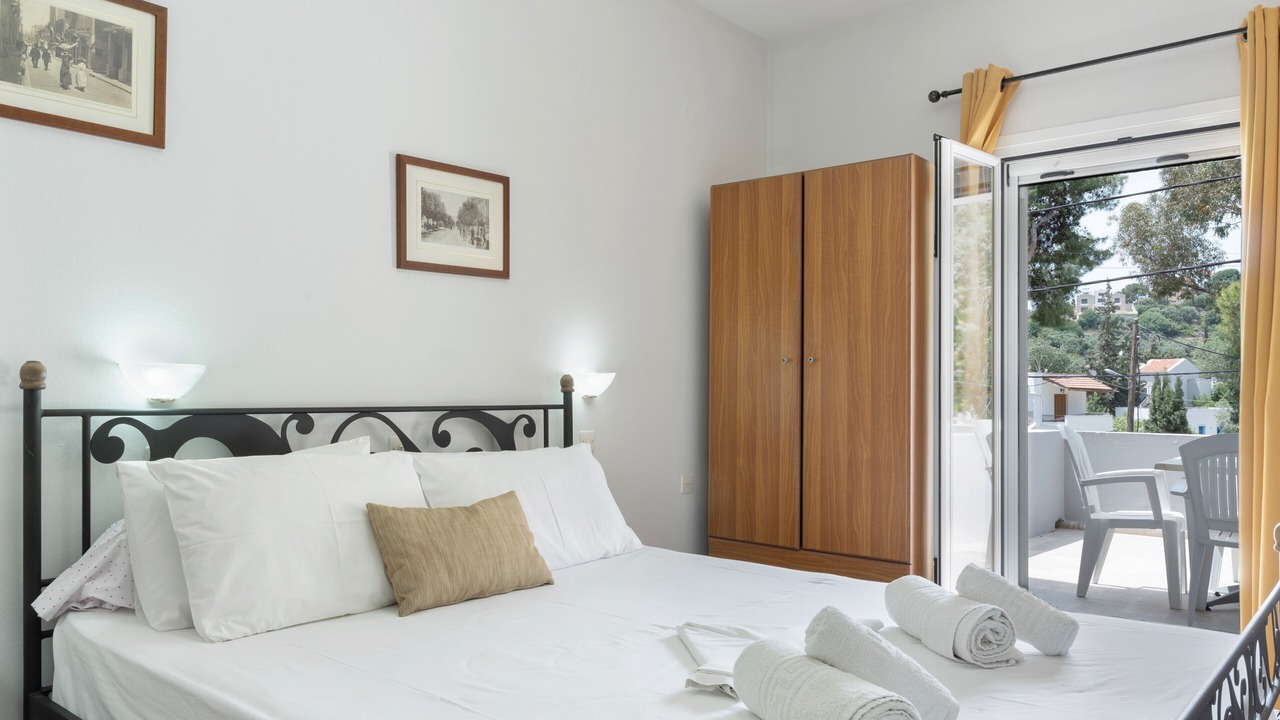 Photo of Bedroom in Panormos
