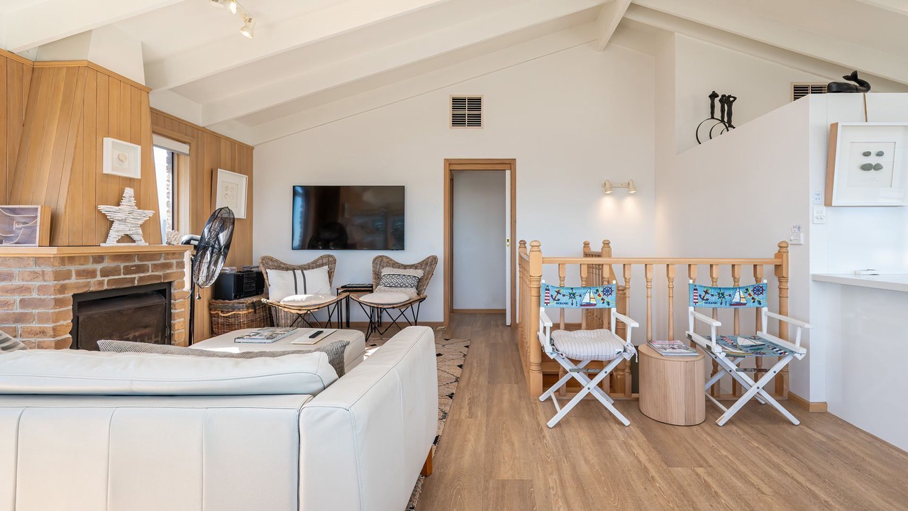 Photo of Livingroom in Bonbeach