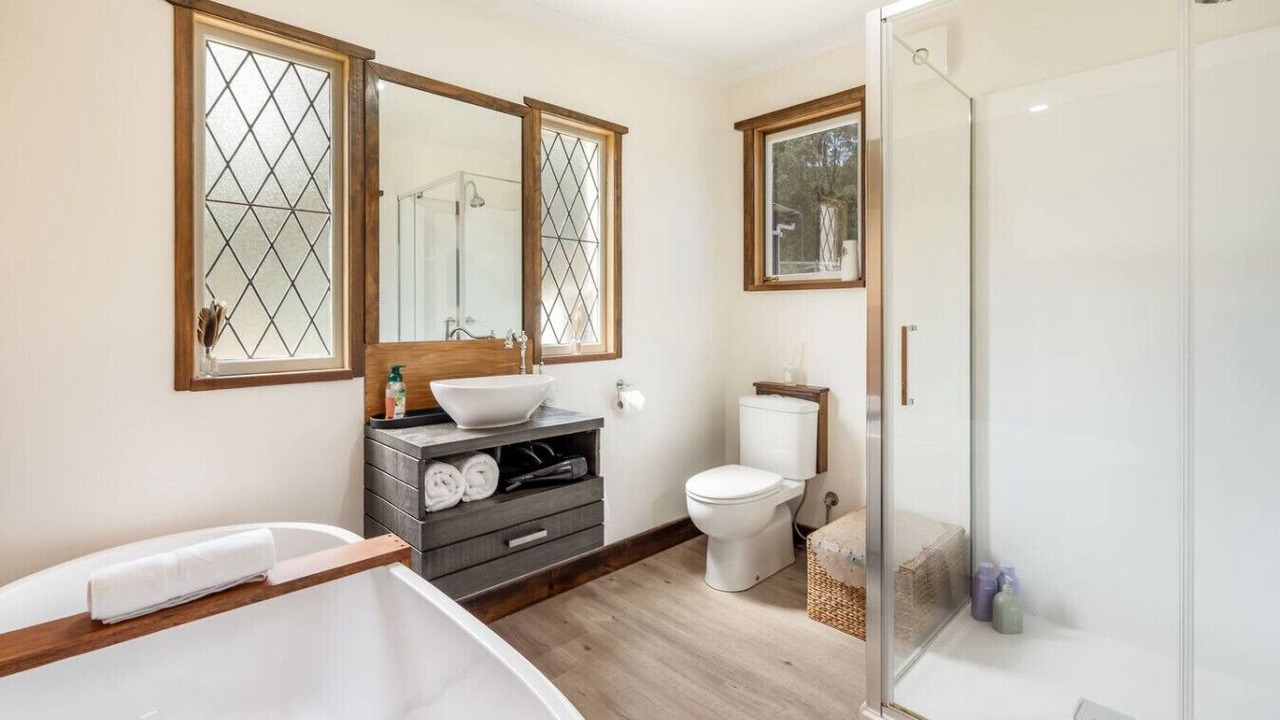 Photo of Bathroom in Deep Bay