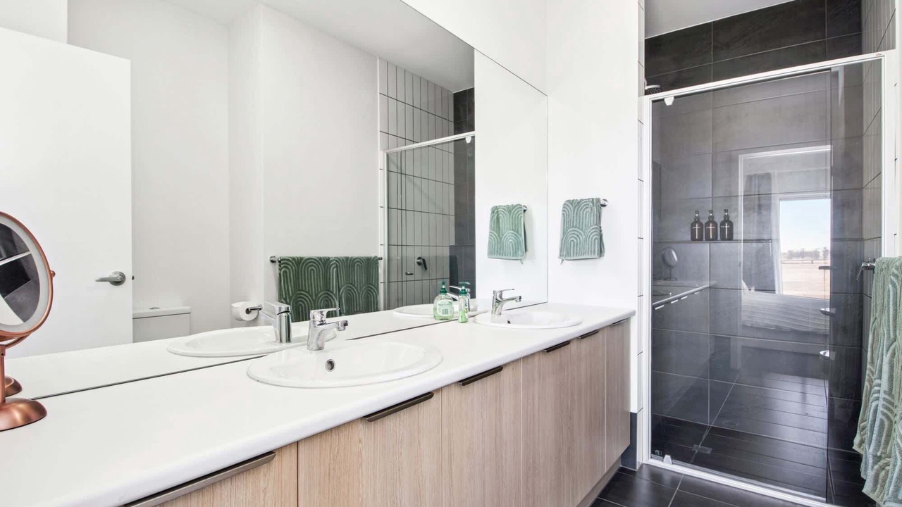 Photo of Bathroom in Seymour
