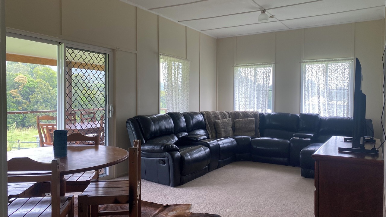 Photo of Livingroom in Crediton