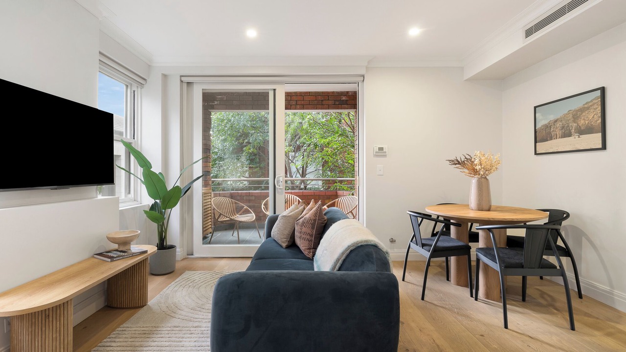 Photo of Livingroom in Double Bay