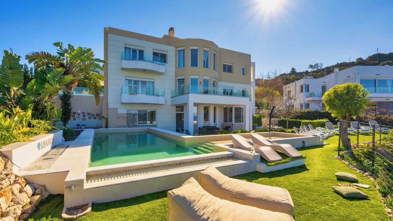 Photo of Outdoor in Ixia
