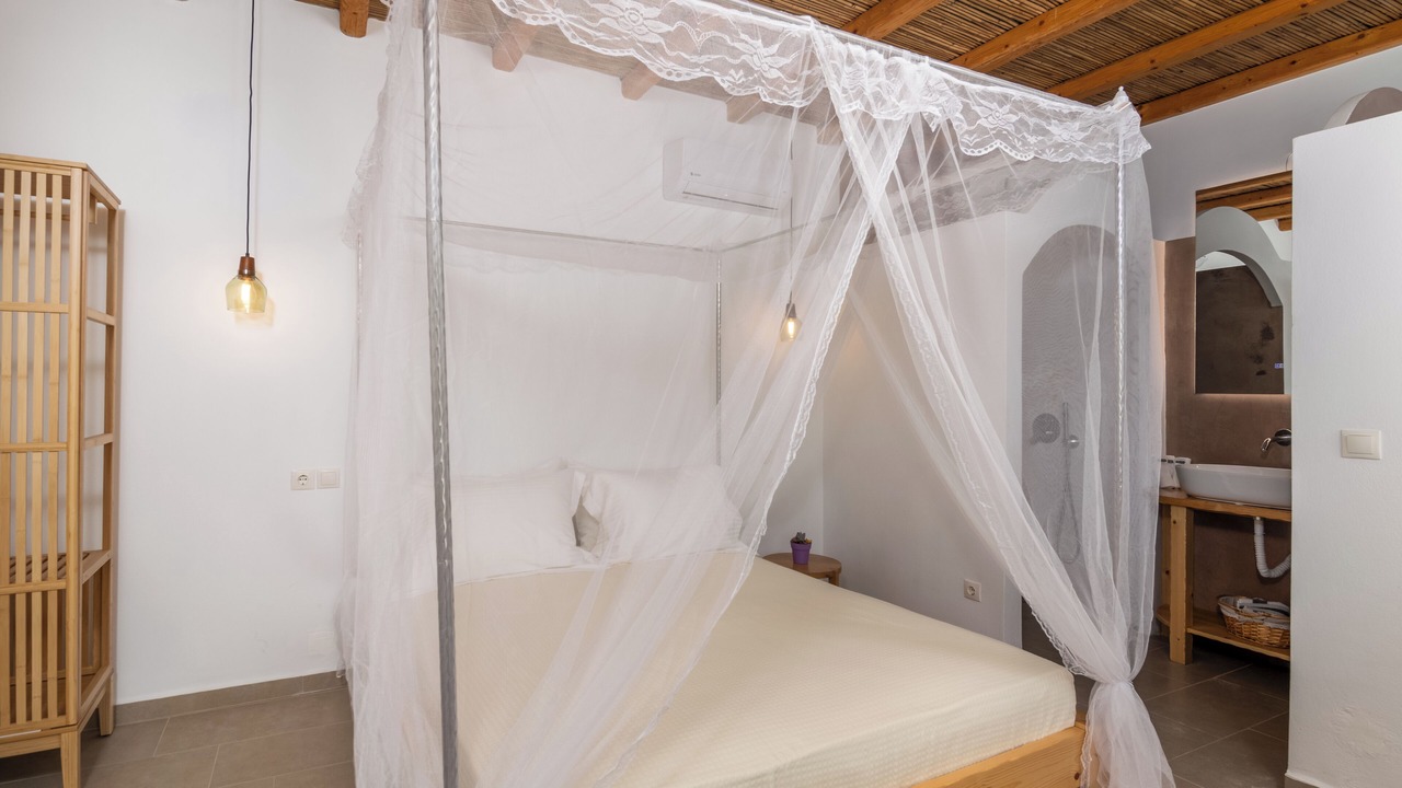 Photo of Bedroom in Plaka