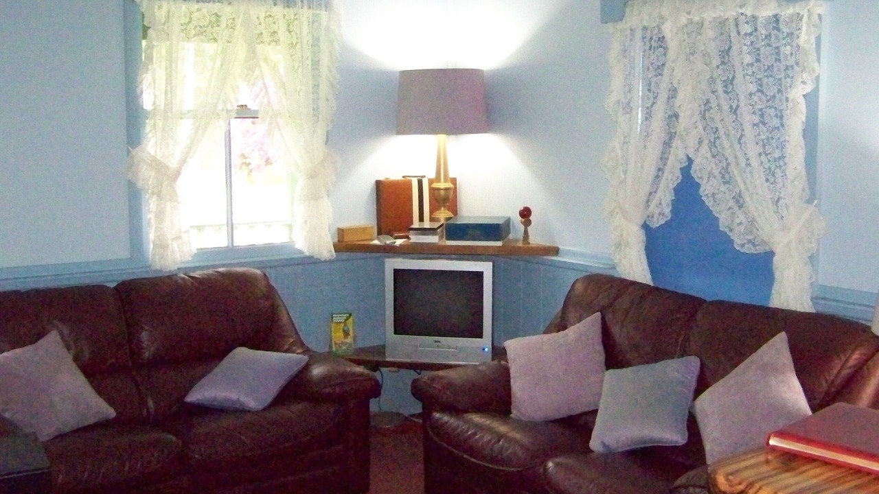 Photo of Livingroom in Crystal Creek