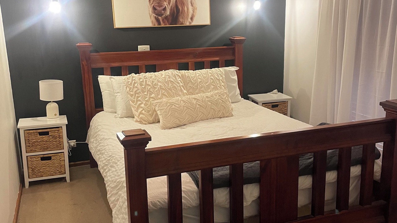 Photo of Bedroom in Lake Albert