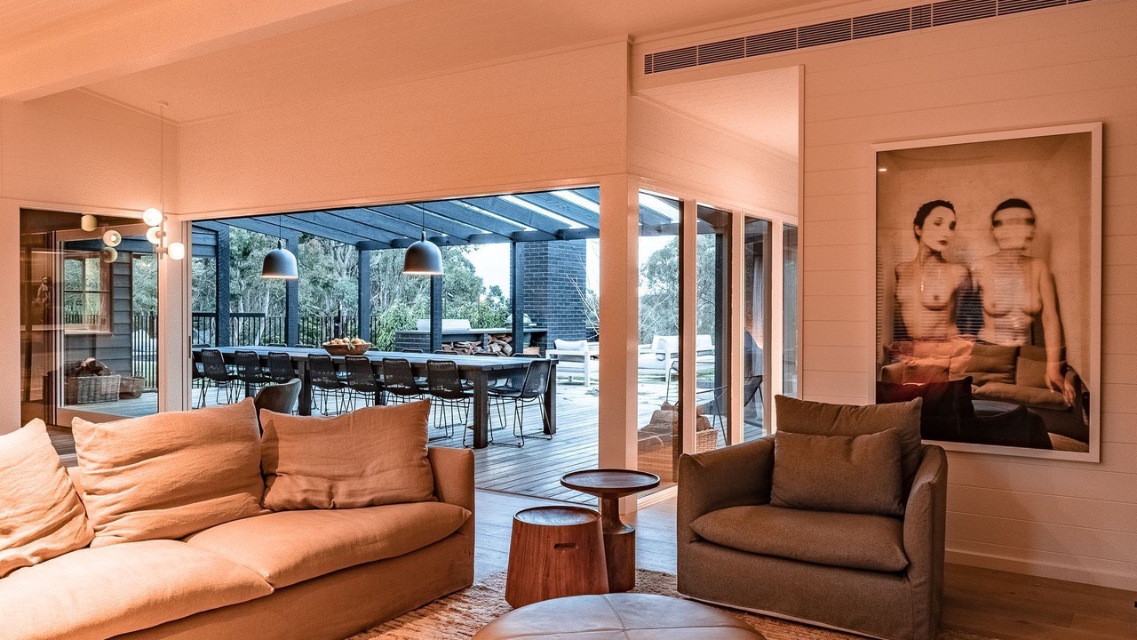 Photo of Livingroom in Red Hill South