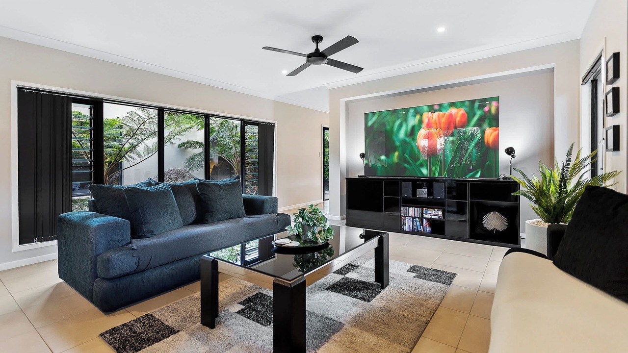 Photo of Livingroom in Kewarra Beach