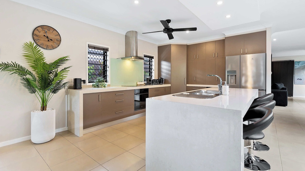 Photo of Kitchen in Kewarra Beach