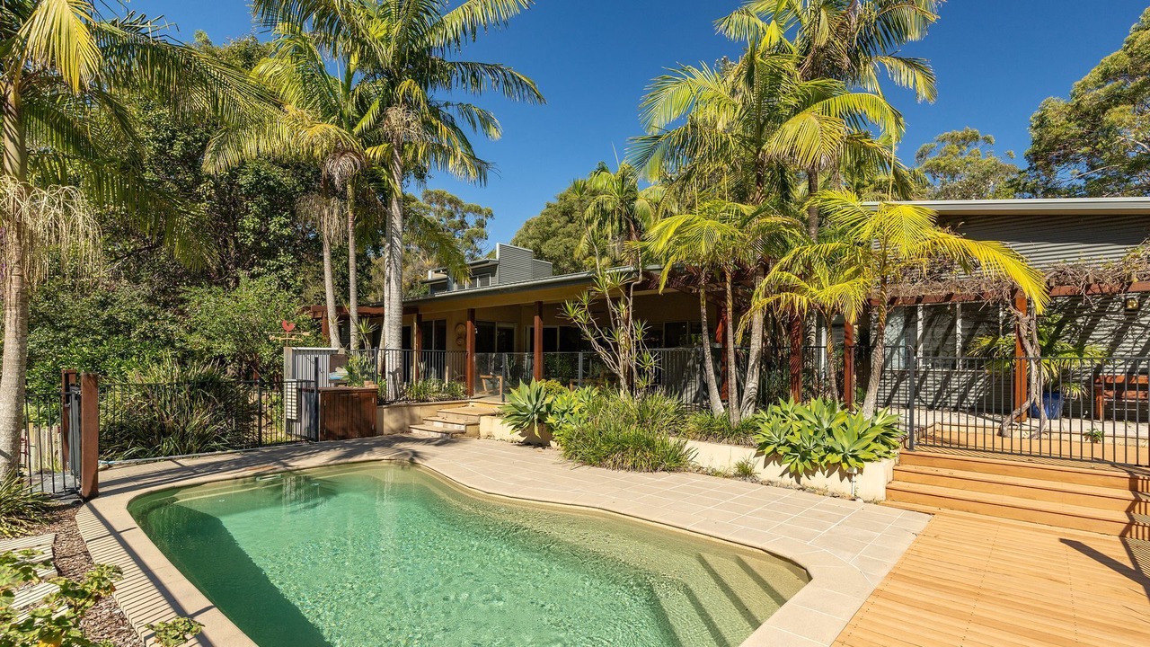 Photo of Outdoor in Charlotte Bay