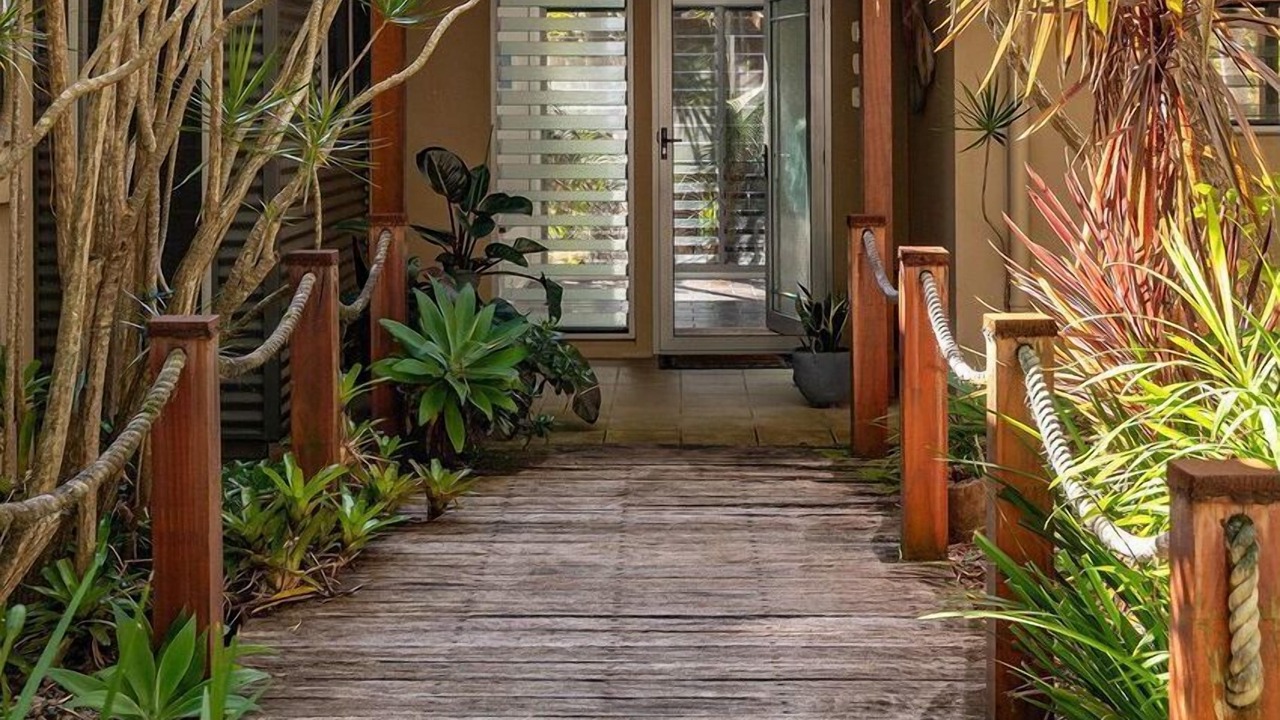 Photo of Outdoor in Charlotte Bay
