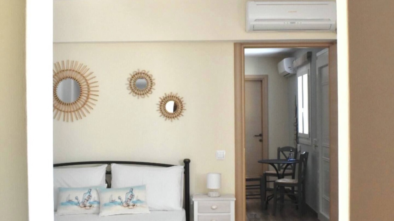 Photo of Bedroom in Mandrakia
