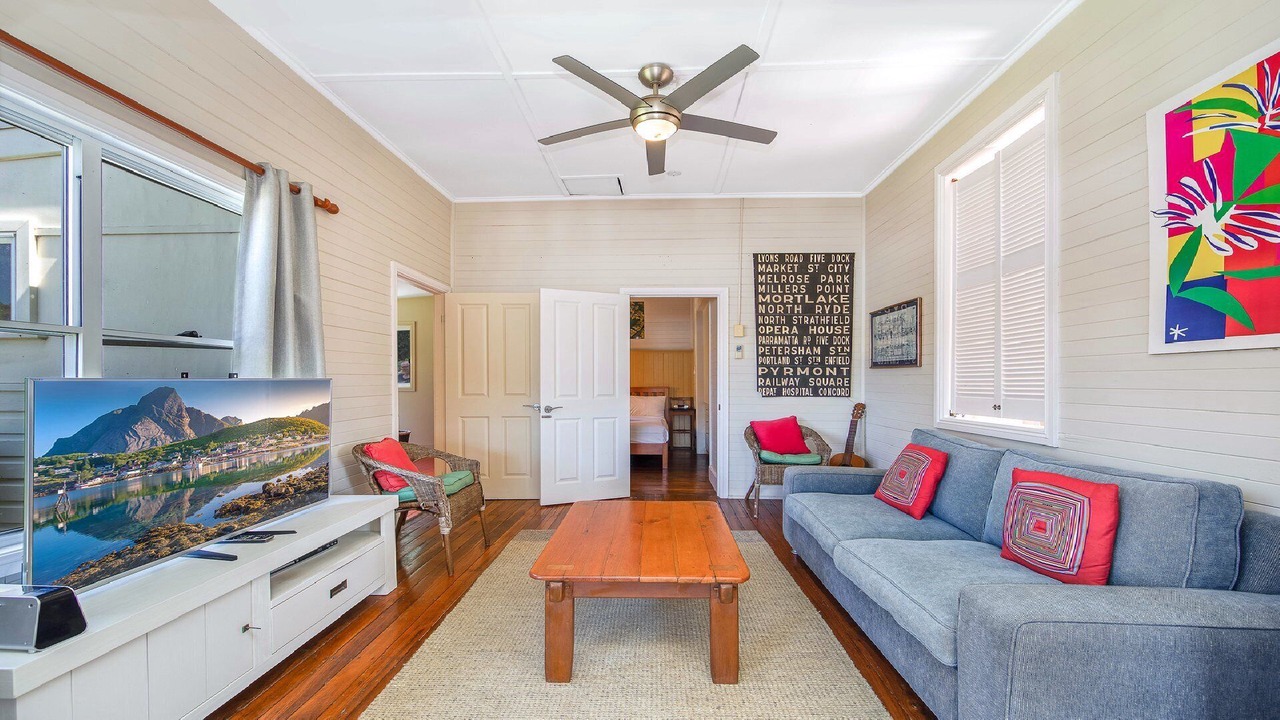Photo of Livingroom in Hardys Bay