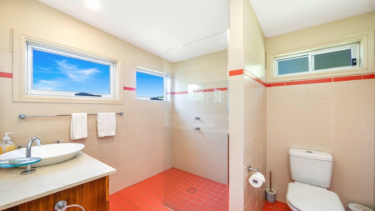 Photo of Bathroom in Hardys Bay