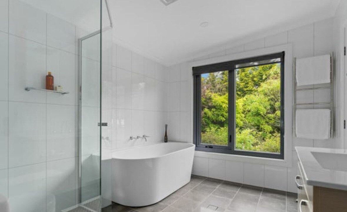 Photo of Bathroom in Oberon