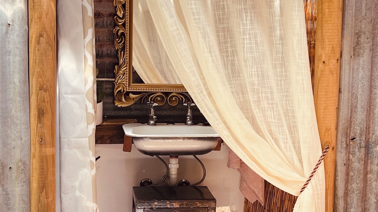 Photo of Bathroom in Coonabarabran