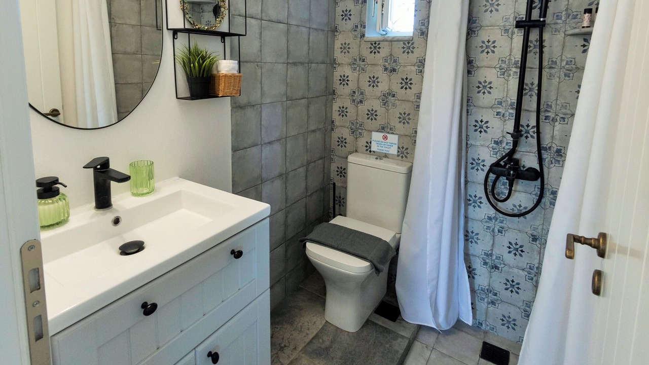 Photo of Bathroom in Naousa