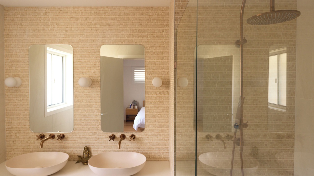 Photo of Bathroom in Tugun