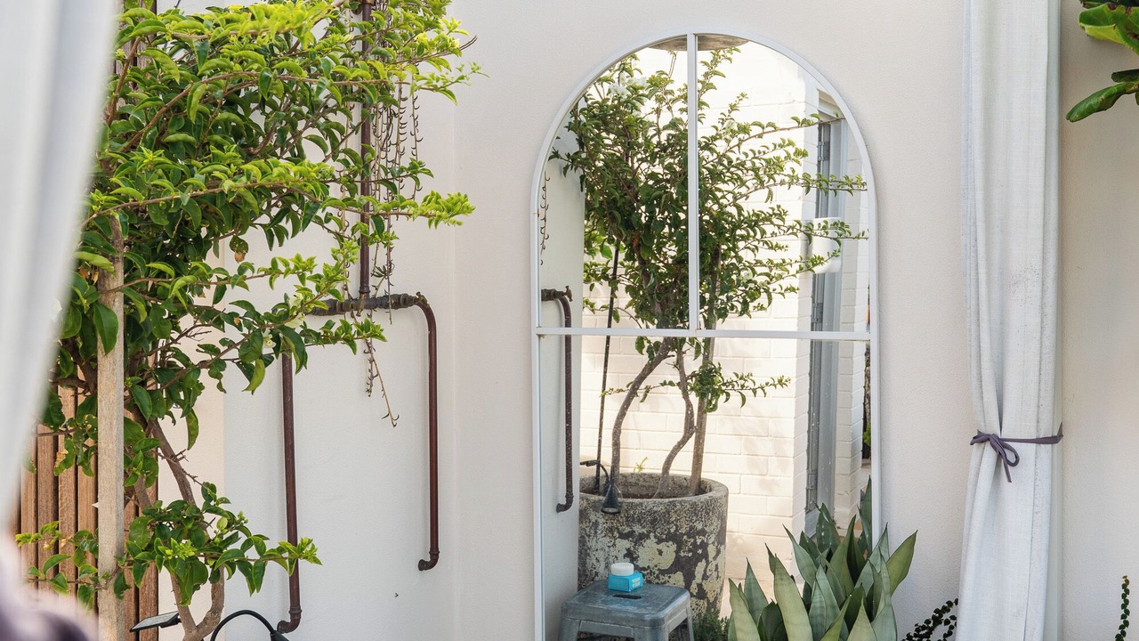 Photo of Outdoor in Rushcutters Bay