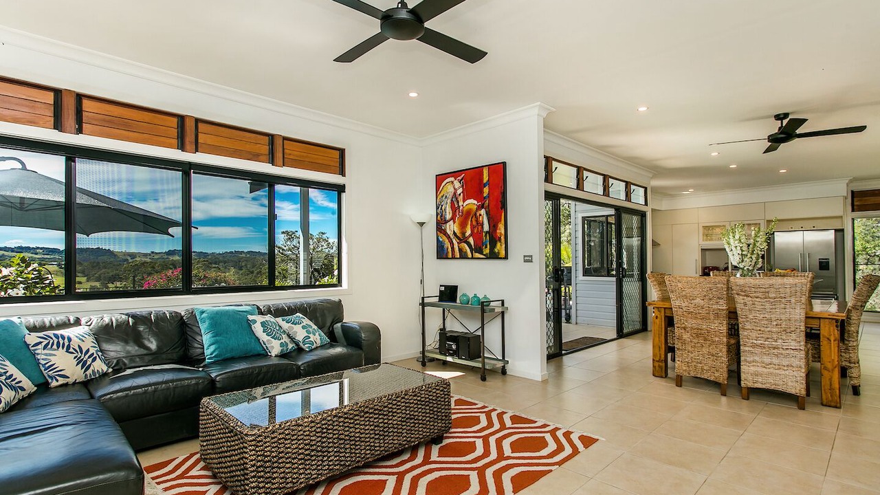 Photo of Livingroom in Suffolk Park
