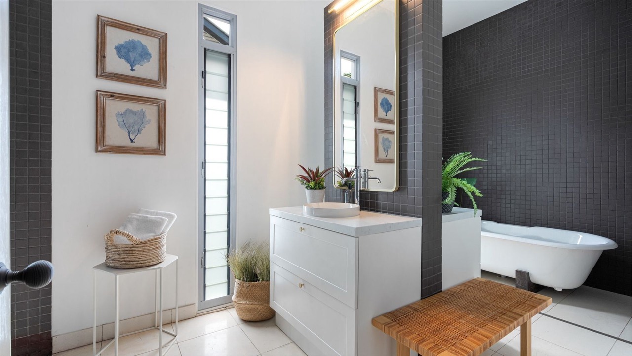 Photo of Bathroom in Meroo Meadow
